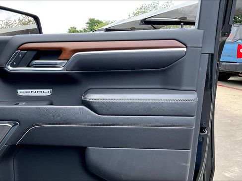Used 2023 GMC Sierra 1500 Denali w/ Denali Reserve Package image 22