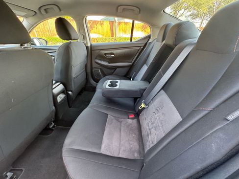 Used 2025 Nissan Sentra SR image 26