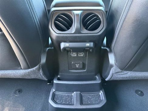 Used 2023 Jeep Wrangler Sahara AWD/4WD image 37