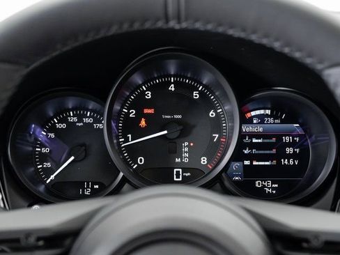 New 2025 Porsche Macan image 16