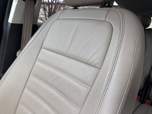 Used 2018 Ford Escape SEL image 45