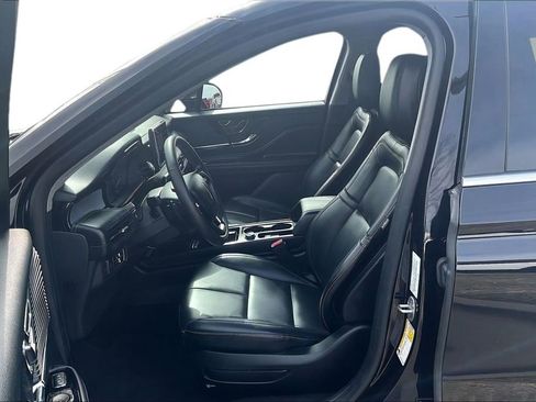 Used 2022 Lincoln Corsair AWD w/ Equipment Group 101A image 22