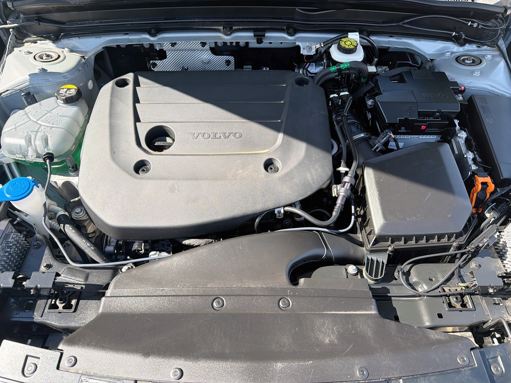 Used 2026 Volvo XC40 B5 Plus AWD/4WD image 36