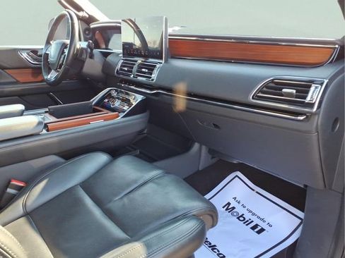 Used 2024 Lincoln Navigator Reserve AWD/4WD image 26