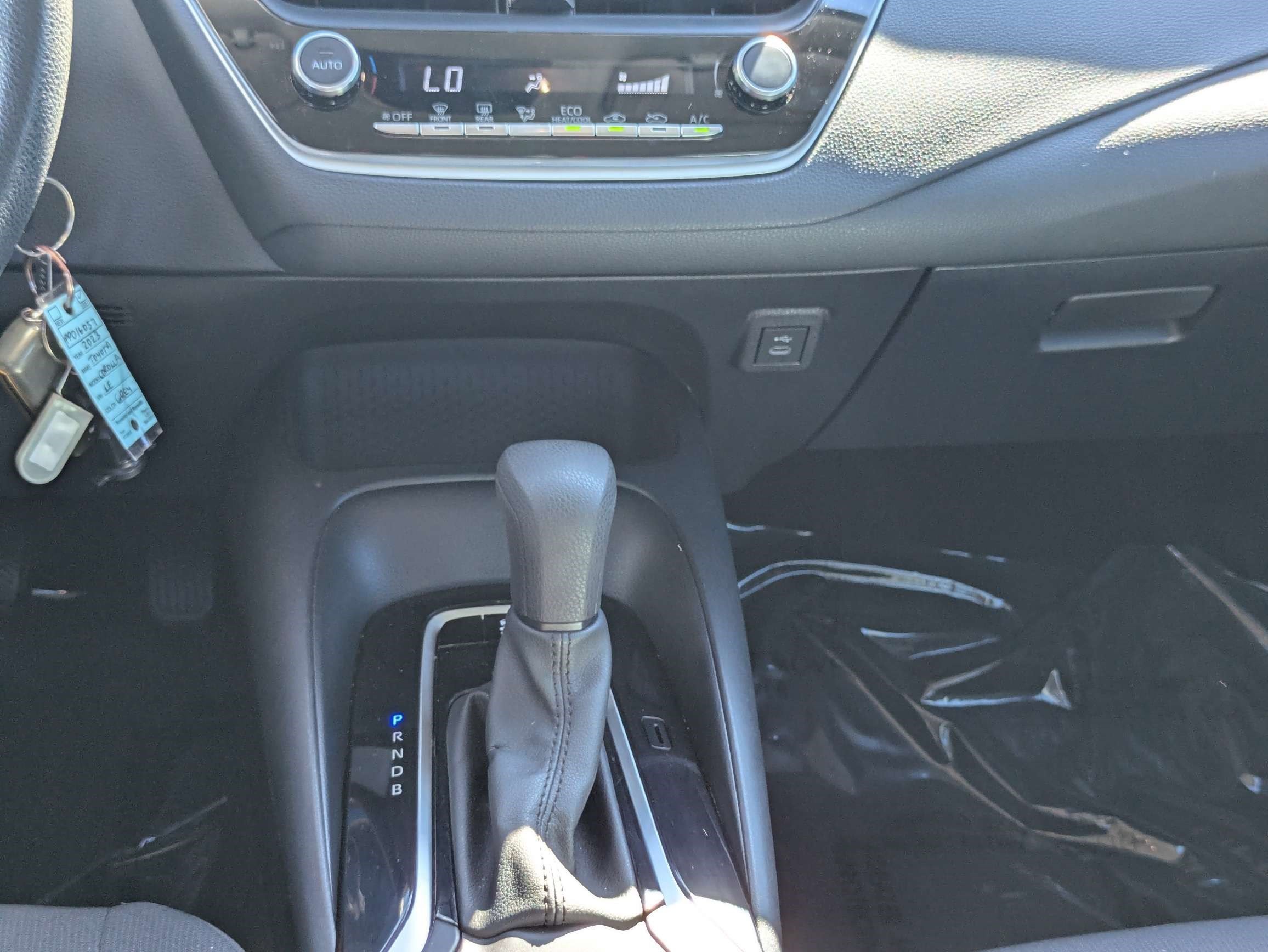 Used 2023 Toyota Corolla LE FWD image 25