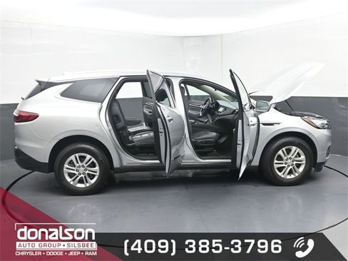 Used 2019 Buick Enclave Essence image 24