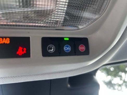 Used 2026 Chevrolet Trax LT FWD image 27