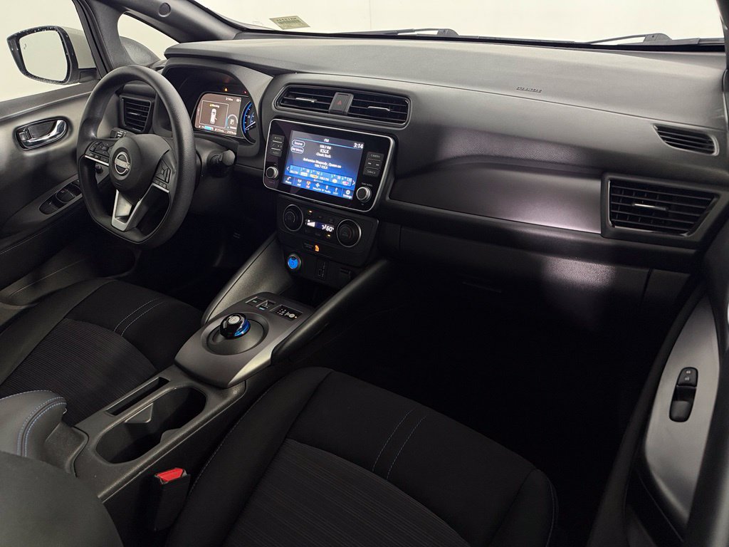 Used 2025 Nissan Leaf S FWD image 15