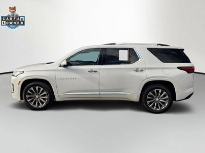 Used 2023 Chevrolet Traverse Premier