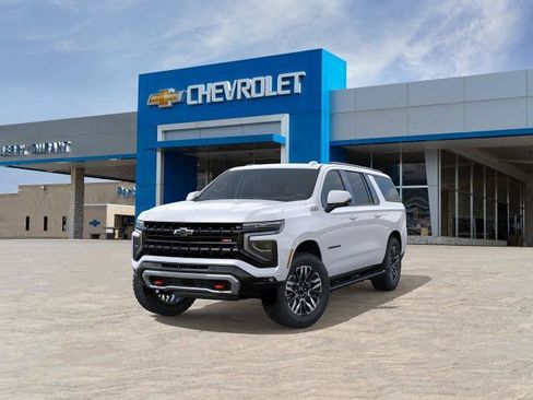 New 2026 Chevrolet Suburban Z71 w/ Comfort Package AWD/4WD image 33