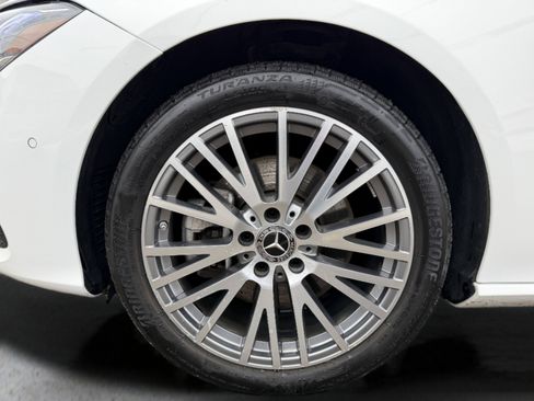 Used 2025 Mercedes-Benz CLA 250 4MATIC image 41