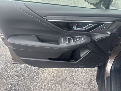 Used 2024 Subaru Outback Limited image 15