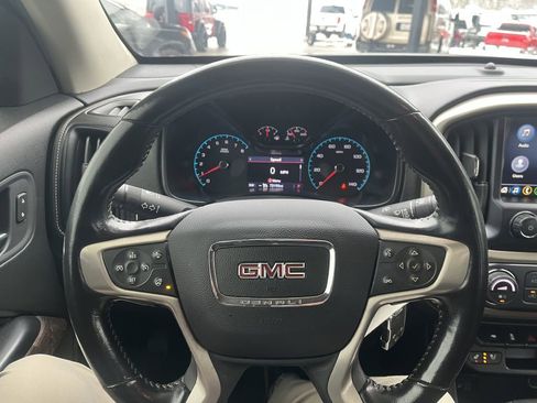Used 2021 GMC Canyon Denali image 20