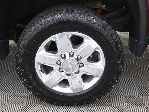Used 2020 Chevrolet Silverado 3500 LTZ w/ LTZ Premium Package AWD/4WD image 20