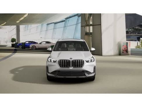 New 2026 BMW X1 xDrive28i w/ Technology Package image 3