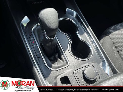 Certified 2023 Chevrolet Traverse LT FWD image 27