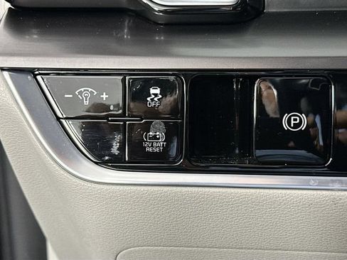 Used 2023 Kia Sportage EX AWD/4WD image 24