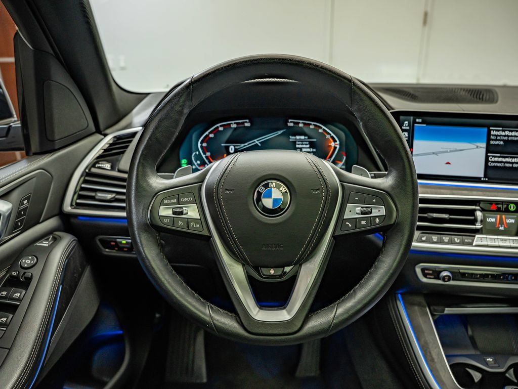 Used 2023 BMW X5 xDrive40i w/ Premium Package AWD/4WD image 24