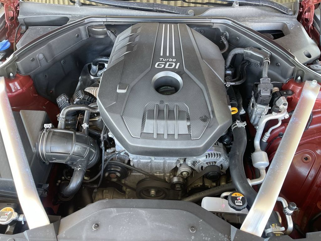 Used 2022 Genesis G70 2.0T w/ Prestige Package RWD image 30