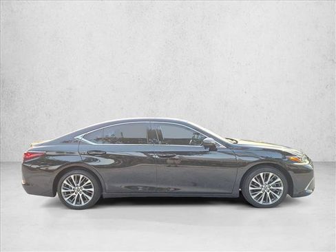 Used 2021 Lexus ES 350 w/ Premium Package FWD image 4