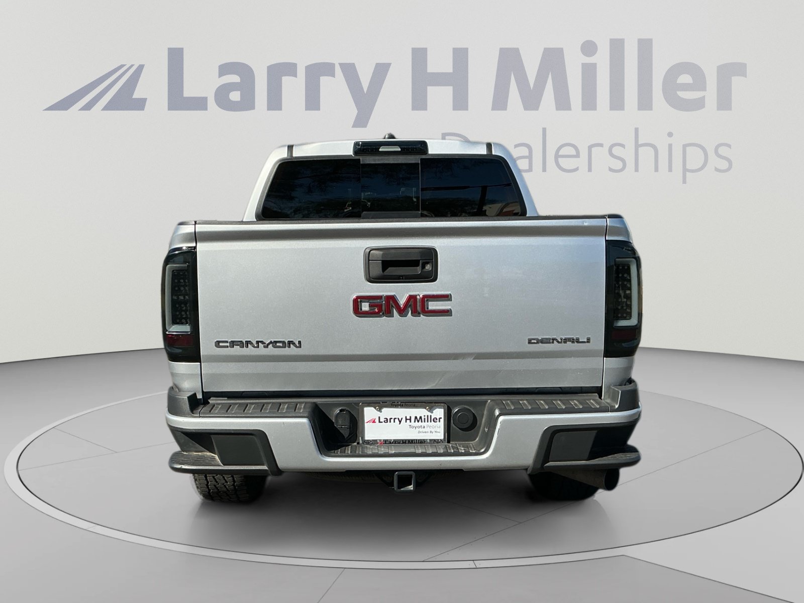 Used 2018 GMC Canyon Denali AWD/4WD image 4