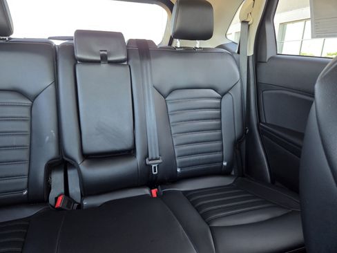 Certified 2024 Ford Edge SEL w/ Convenience Package AWD/4WD image 14
