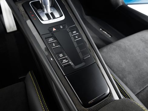 Used 2018 Porsche 911 GT2 RS RWD image 24
