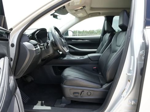 Certified 2023 INFINITI QX60 Pure FWD image 16