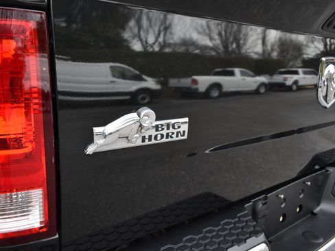 Used 2018 RAM 1500 Big Horn image 31