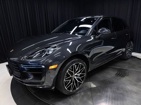 Used 2021 Porsche Macan Turbo AWD/4WD image 53