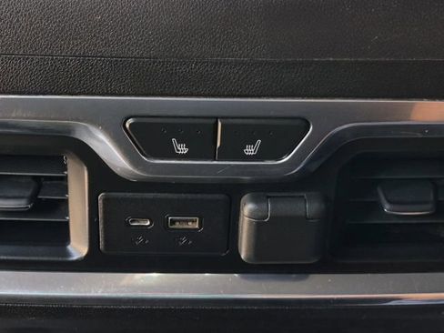 Used 2019 GMC Sierra 1500 AT4 w/ AT4 Preferred Package AWD/4WD image 22