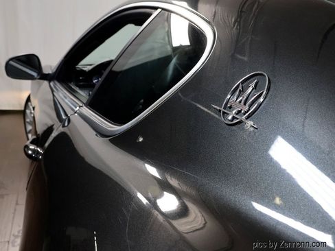 Used 2012 Maserati GranTurismo S RWD image 21