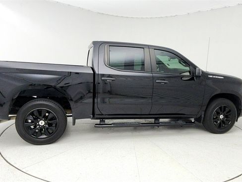 Used 2023 Chevrolet Silverado 1500 Custom image 7