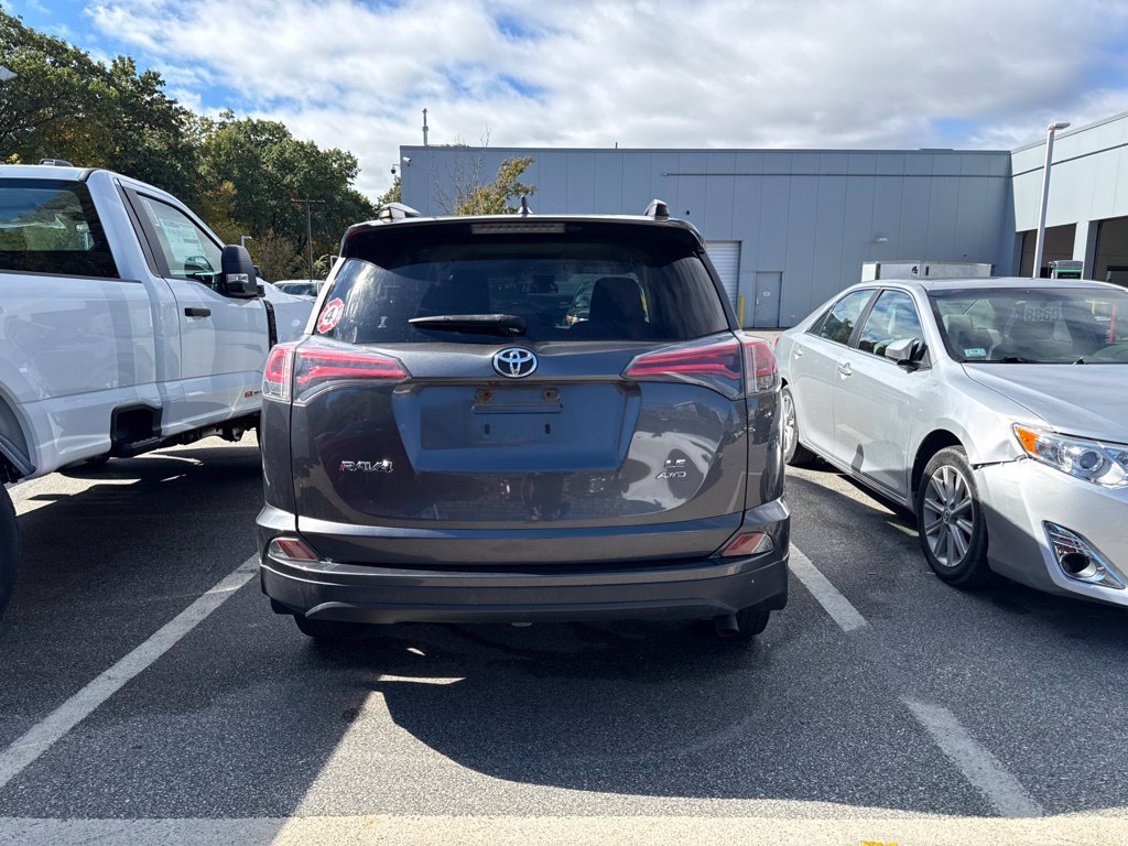Used 2017 Toyota RAV4 LE w/ All Weather Liner Package AWD/4WD image 5