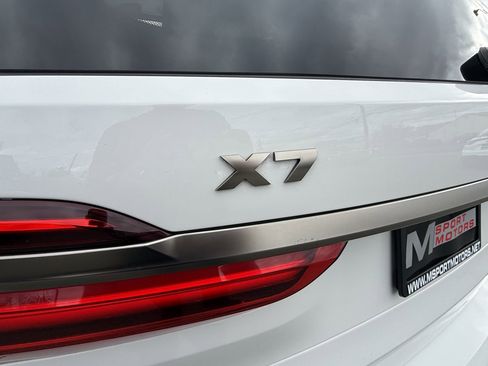 Used 2021 BMW X7 M50i image 38