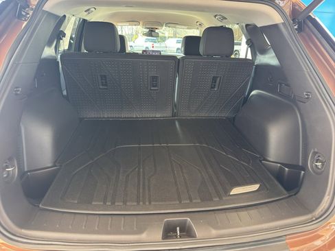 Used 2024 Chevrolet Blazer LT w/ Convenience Package image 17