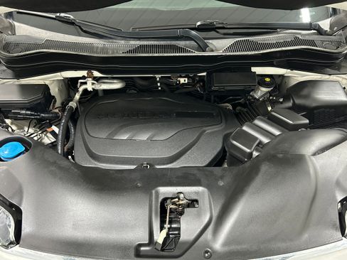 Used 2017 Honda Pilot Elite image 19