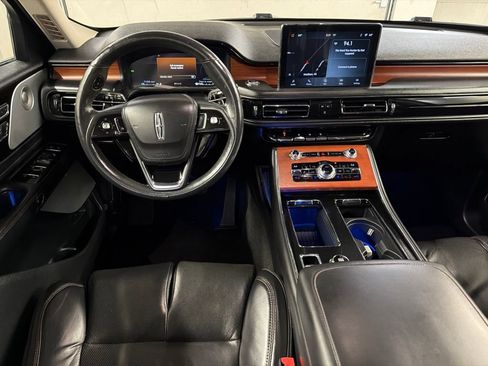 Used 2020 Lincoln Aviator Reserve w/ Equipment Group 202A AWD/4WD image 8