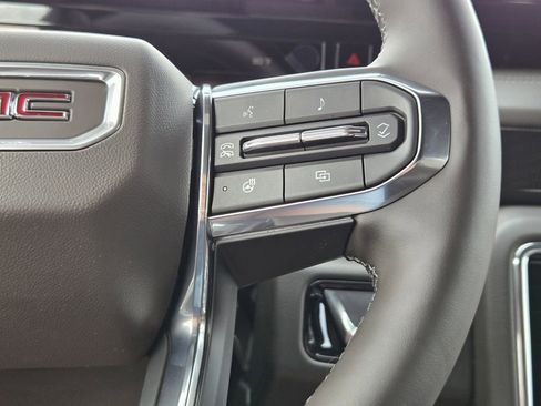 New 2026 GMC Yukon Elevation w/ Elevation Premium Package AWD/4WD image 17