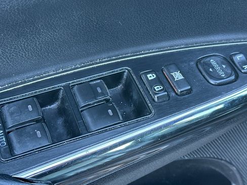 Used 2013 Toyota Avalon Limited image 13