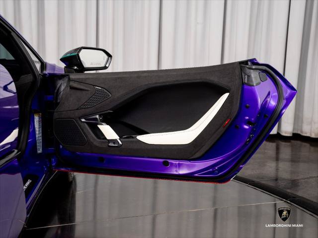 Used 2026 Lamborghini Temerario AWD/4WD image 39