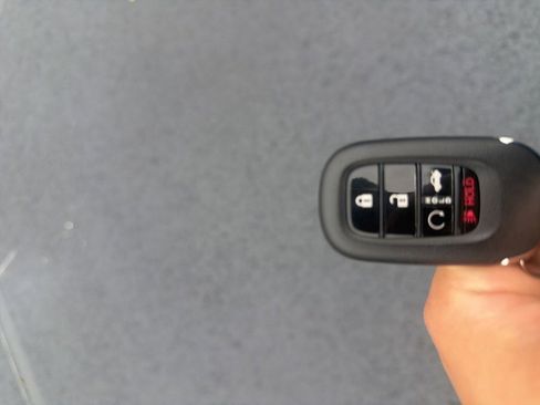 Used 2025 Honda Accord Sport image 30
