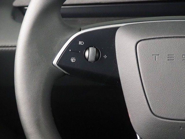 Used 2026 Tesla Model Y Long Range RWD image 20