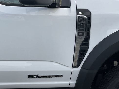 New 2026 Ford F450 XL w/ XL Chrome Package RWD image 6