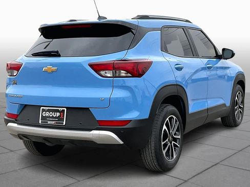 Used 2024 Chevrolet TrailBlazer LT w/ Driver Confidence Package image 12