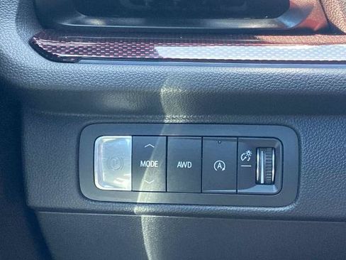 Used 2026 Chevrolet Traverse Z71 w/ LPO, Floor Liner Package AWD/4WD image 14