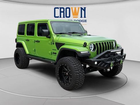 Used 2020 Jeep Wrangler Unlimited Sahara w/ Uconnect 4C Nav & Sound Group AWD/4WD image 1
