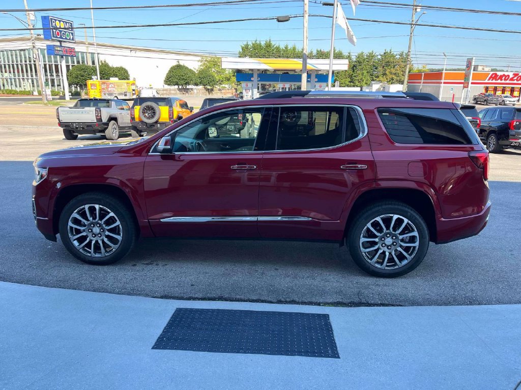 Certified 2020 GMC Acadia Denali w/ Technology Package FWD image 6