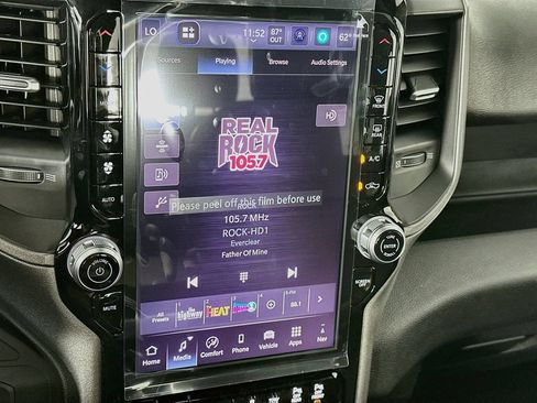 New 2027 RAM 2500 Tradesman AWD/4WD image 13
