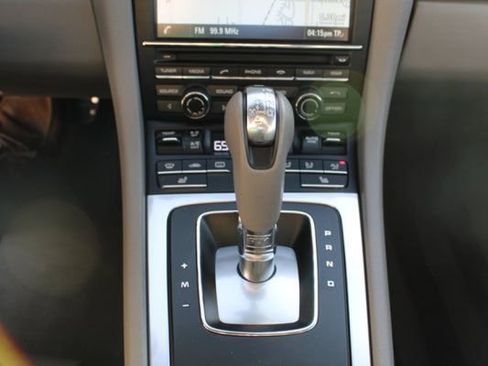 Used 2015 Porsche Cayman image 28